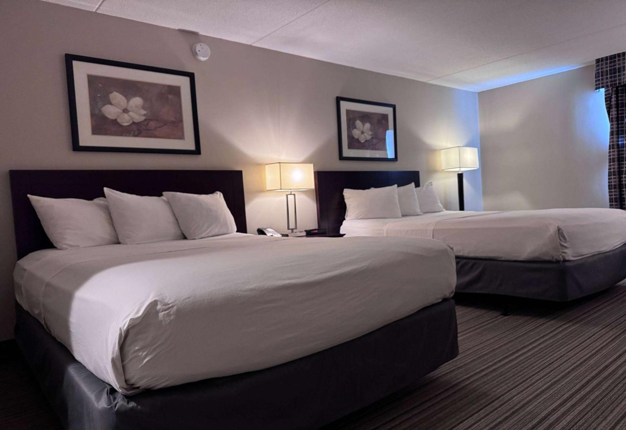 Hotel Ramada By Wyndham London Exterior foto